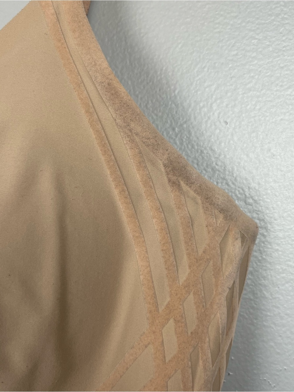 Honeylove beige Silhouette adjustable strap smoothing bra, size XL. - Picture 6 of 7